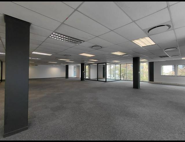 368M² OFFICE TO LET IN BRYANSTON
